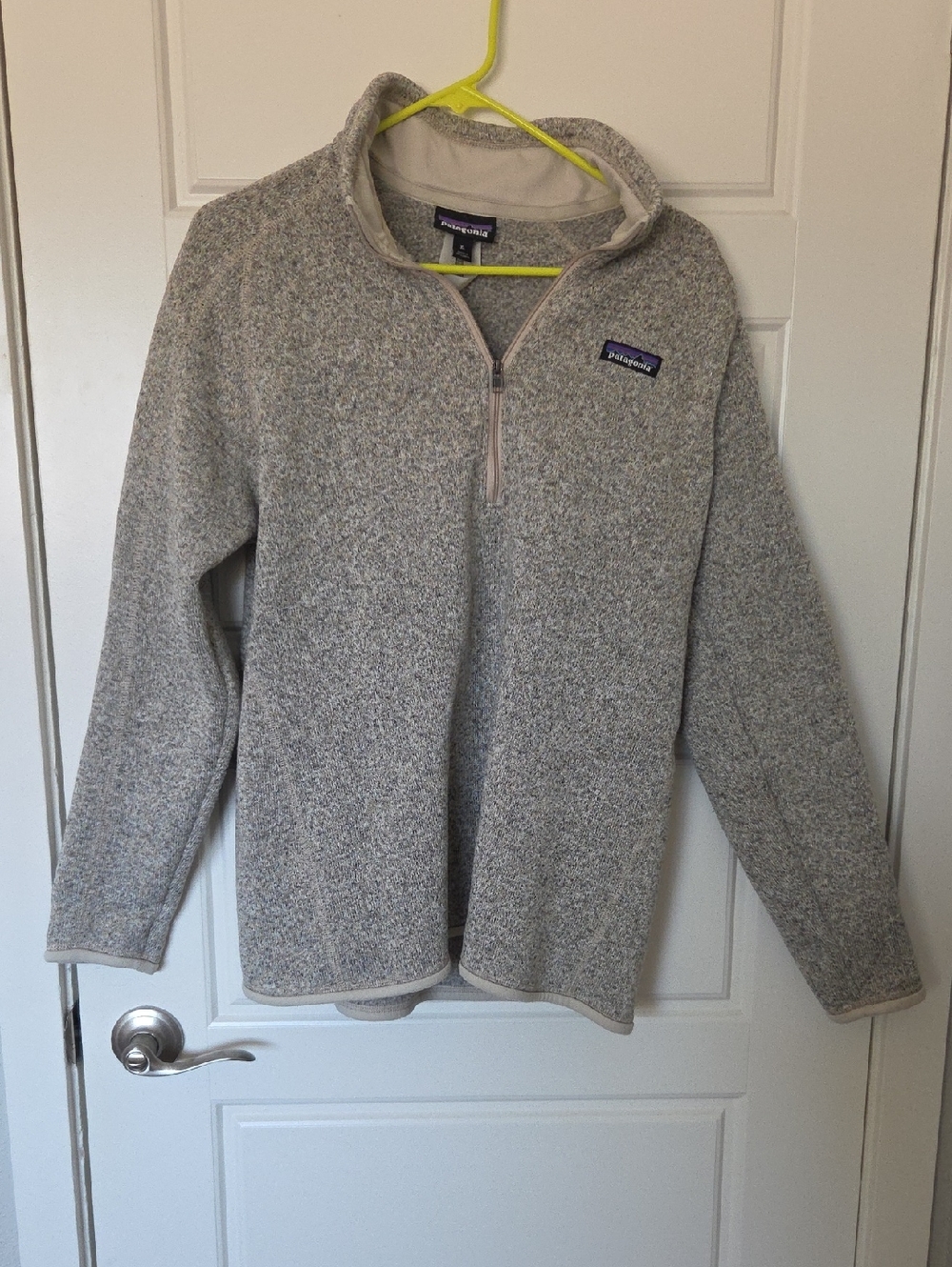 Patagonia Heathered Biege Quarter-Zip Fleece Pullover
